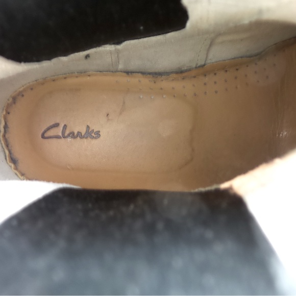 Clarks Desert Chelsea Boot - Picture 12 of 12